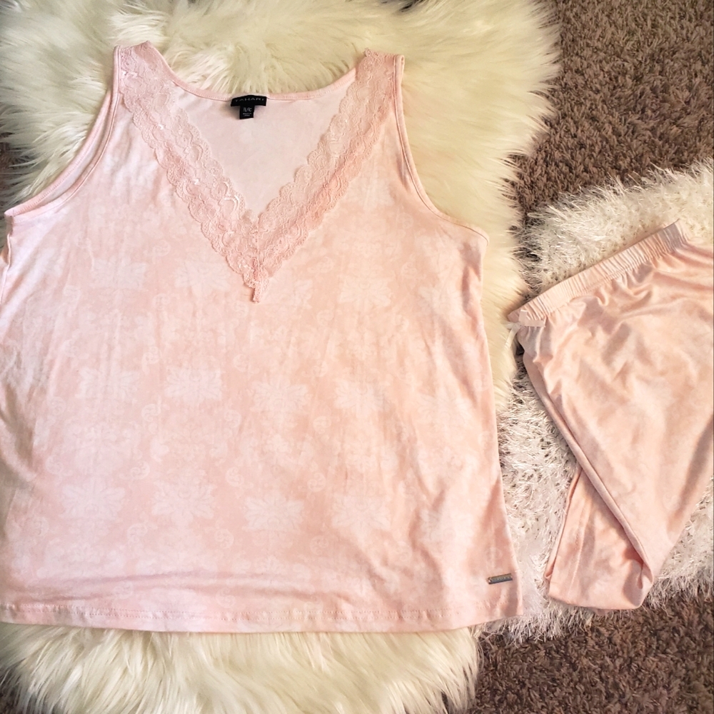 Tahari 2 PC pajamas Pink XL EUC